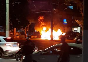 explosão de carro-Santos