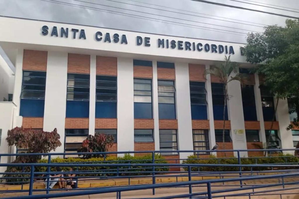 Santa Casa de Itapeva alerta sobre golpe dos falsos médicos