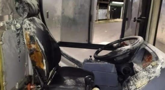 Bandidos Jogam Gasolina E Queimam Motorista De Ônibus Em Cotia