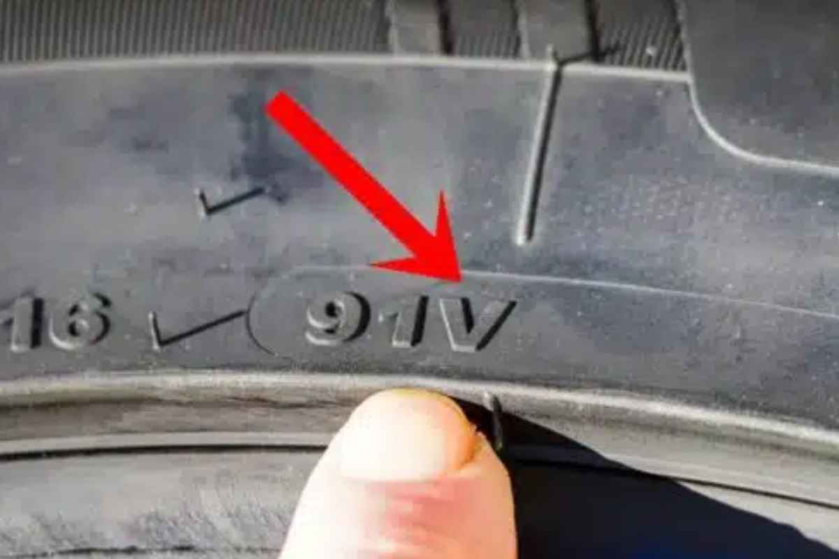 Olhe Isso No Pneu Do Seu Carro Para Saber A Velocidade Máxima Você Pode Dirigir