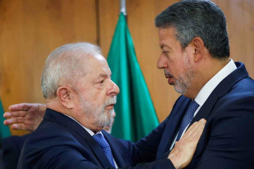 Arthur Lira se torna o Chapolin colorado e deve segurar impeachment de Lula