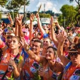 Carnaval De Rua Agita São Roque Com Desfile De Blocos Sambar&Amp;Amp;Love, Batucada E Desfile De Escolas De Samba