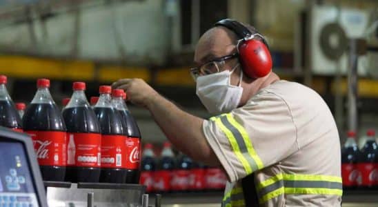 Coca-Cola Sorocaba, Abre Vagas Para Produção, Logística, Mecânico E Vendas