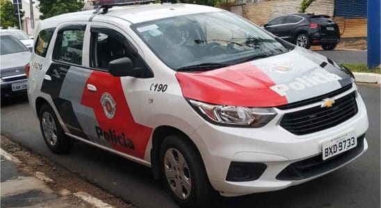 Homem Atira E Ataca Vizinha Gravida Com Enxada Após Briga