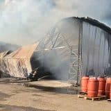 Incêndio Atinge Fábrica De Tonéis Em Ibiúna E Mobiliza Bombeiros Da Região