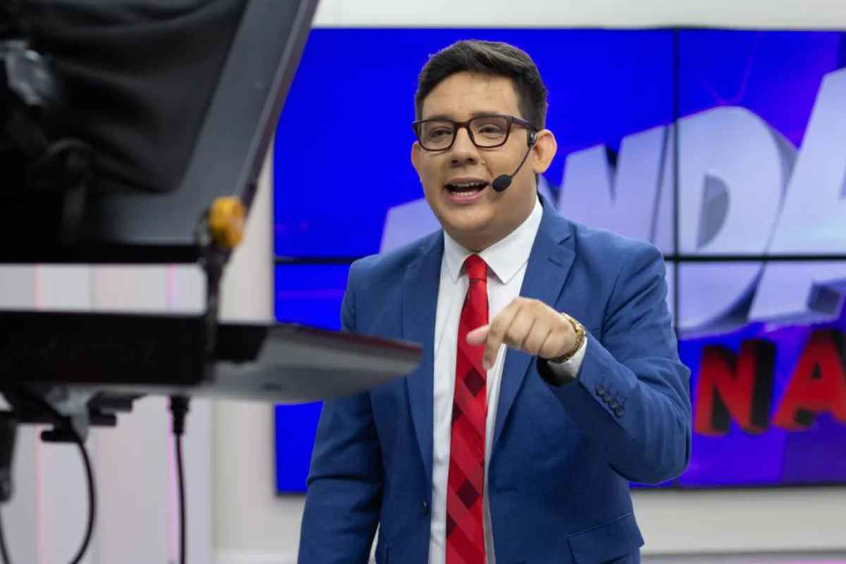 Jornalista Que Já Pegou Latinha Na Rua Deve Ser Novo Sucesso De Telejornal No Sbt
