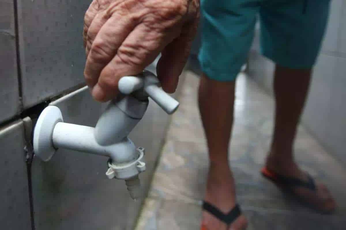 Moradores De Bairro Em São Roque Esperam Há 30 Para Ter Agua Encanada