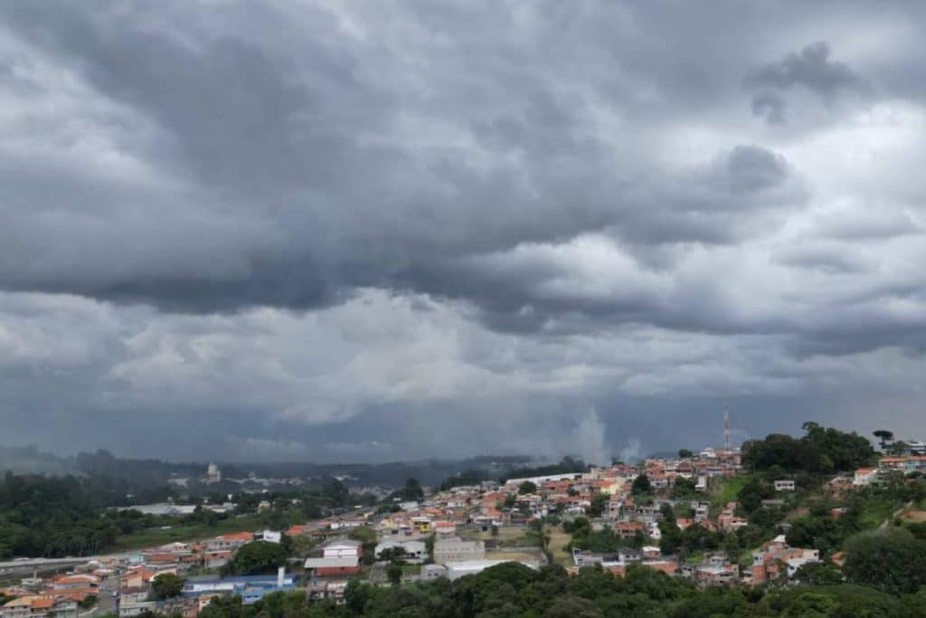 Sorocaba e São Roque tiveram madrugada mais abafada do ano, com média de 23,8º