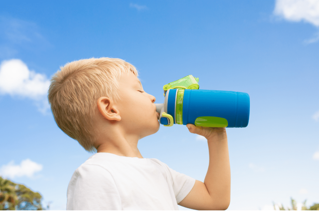 Cuidados Com A Saúde Das Crianças No Calor