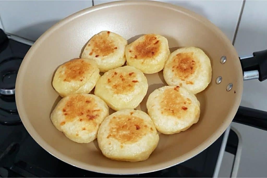 Pão De Queijo De Frigideira