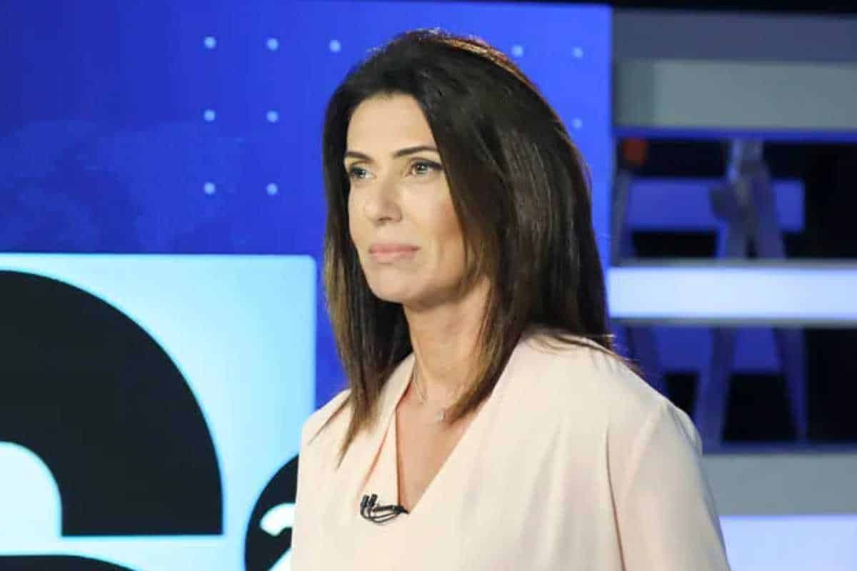 Justiça Marca Audiência De Acordo Entre Record E Janine Borba. Jornalista Pede R$ 2,5 Milhões