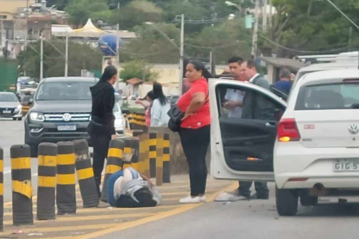 Mulher É Atropelada Na Raposo Tavares Em Alumínio Ao Tentar Atravessar Rodovia