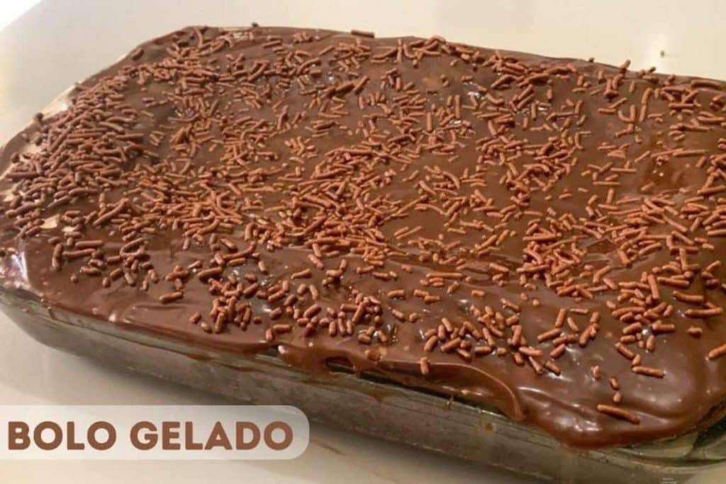 Bolo Gelado De Chocolate