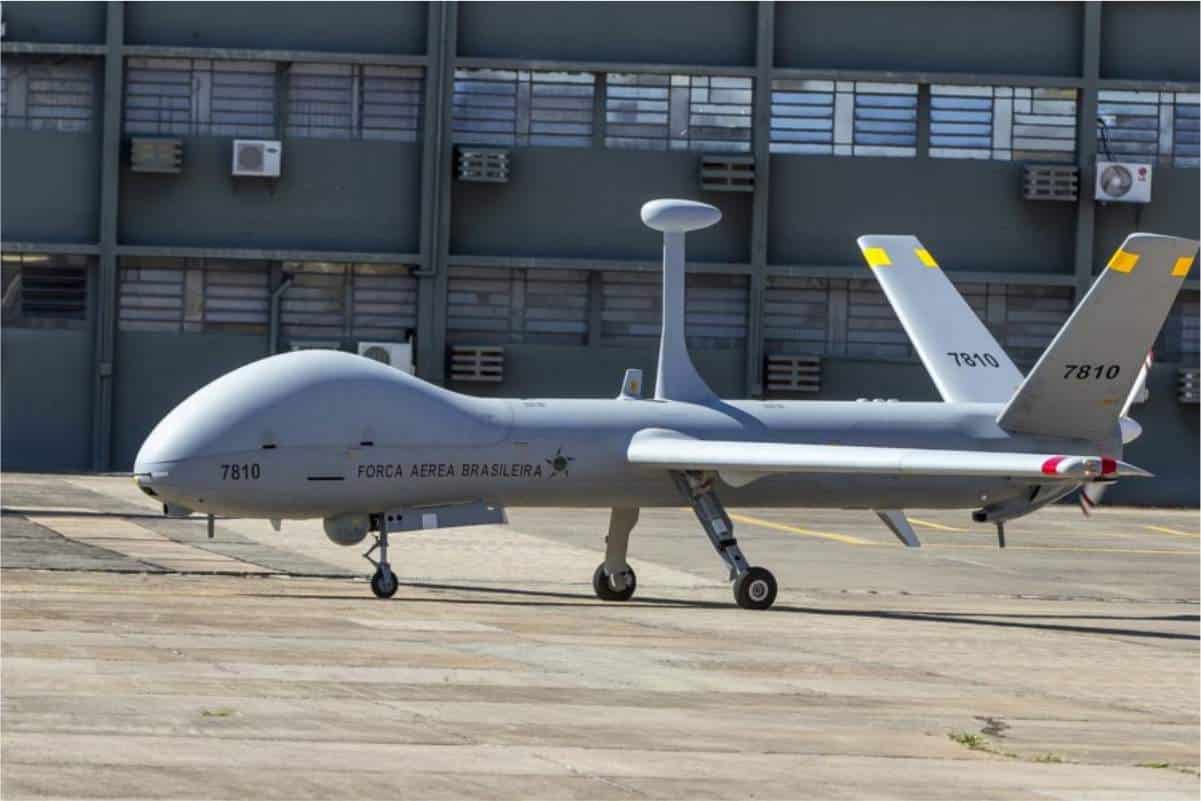 Em Pane, Gigante Drone Da Fab Cai Durante Busca Por Vítimas De Enchente No Rio Grande Do Sul