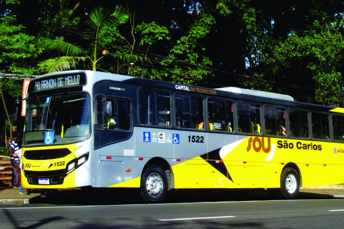 Motoristas De Ônibus De São Carlos Entram Em Greve E Deixa Moradores Da Cidade A Deriva