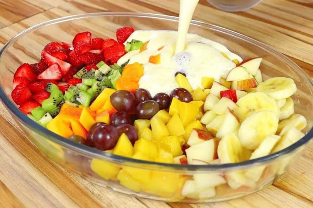 Salada De Frutas Cremosa