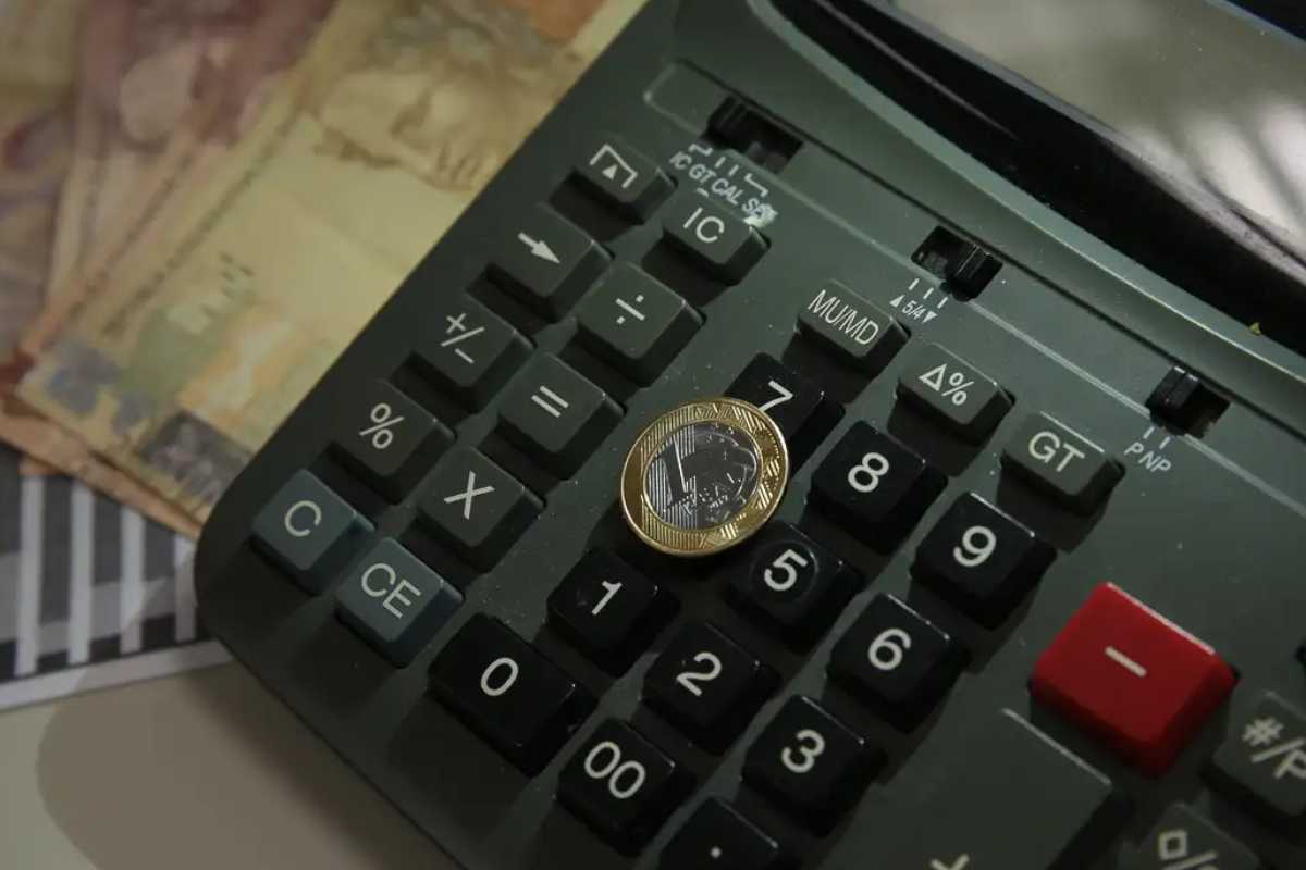 Número De Famílias Inadimplentes Volta A Cair Em São Paulo, Aponta Fecomerciosp