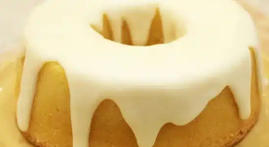 Bolo De Coco Caseiro: Uma Delícia Irresistível Para O Seu Café Da Tarde 1 Bolo-Coco-20-07