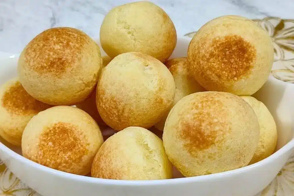 Pãozinho De Tapioca Para Substituir O Pão Francês Na Hora Do Café Da Tarde Ou Pela Manhã 7 Paozinho-De-Tapioca-0810