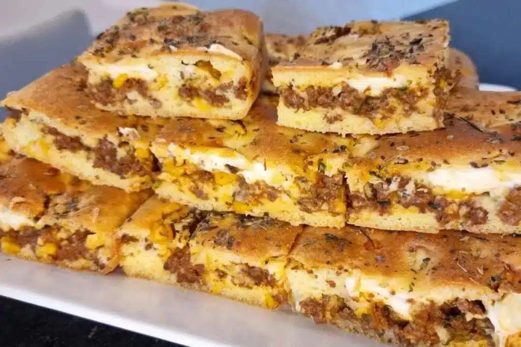 Torta De Carne Moída Com Milho Com Uma Massa Bem Macia E Recheio Suculento 7 Torta De Carne Moída Com Uma Massa Bem Macia E Recheio Suculento