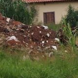 Material Do Programa Bairro Limpo Em Alumínio E Descartado Em Outro Bairro