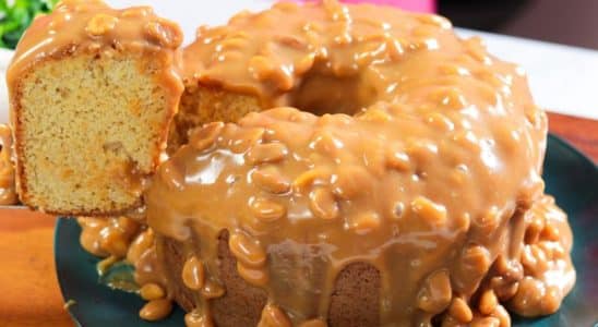 Bolo Pé De Moça 1007