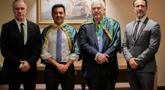 Embaixador Do Chipre, Dr. Vasilios Philippou, Toma Posse Como Membro Imortal Da Academia Mundial De Letras Da Humanidade