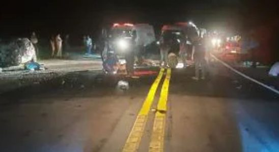 Menina Pede Para Pai Parar De Correr, Instante Depois Pai Bate Carro E Causa Morte De Família Em Sp 1 Menina Pede Para Pai Parar De Correr, Instante Depois Pai Bate Carro E Causa Morte De Família Em Sp