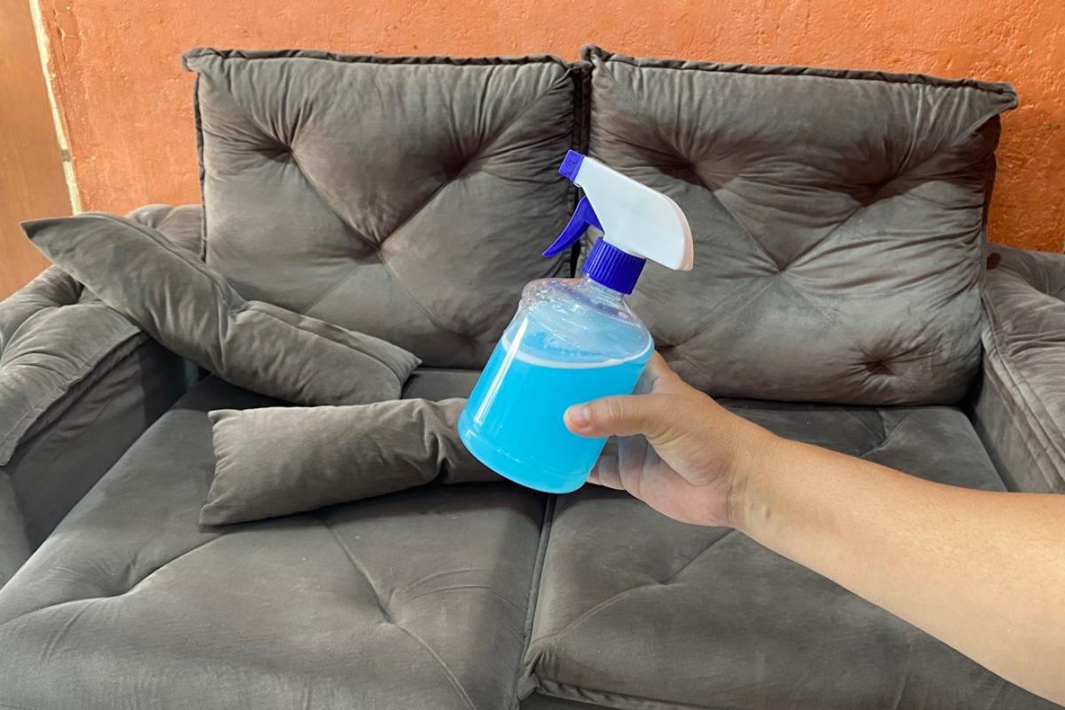 Como Limpar Sofá Manchado 2308