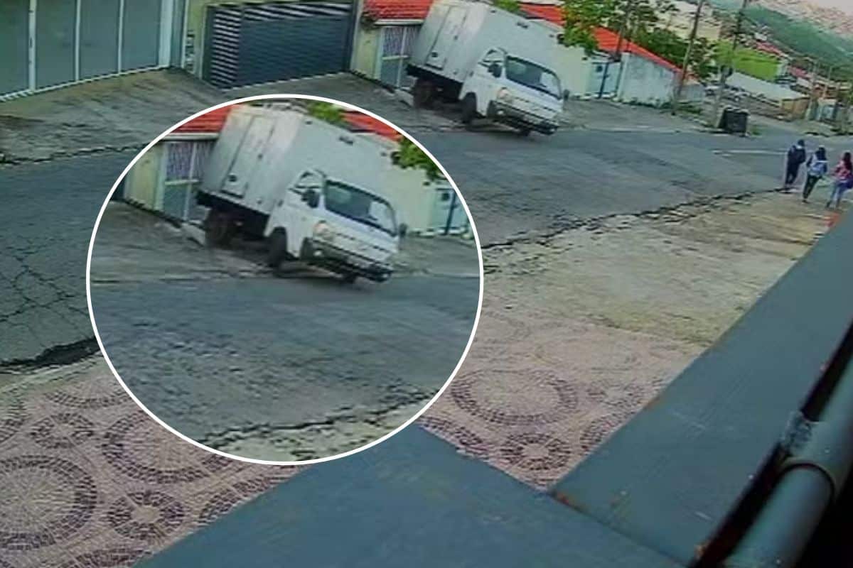 Camera Filma Caminhao Invadindo Casa Em Sorocaba
