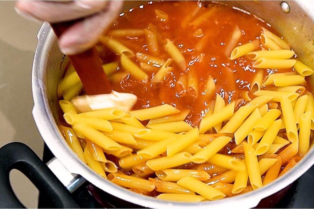 Macarrão De Panela De Pressão Cremosão
