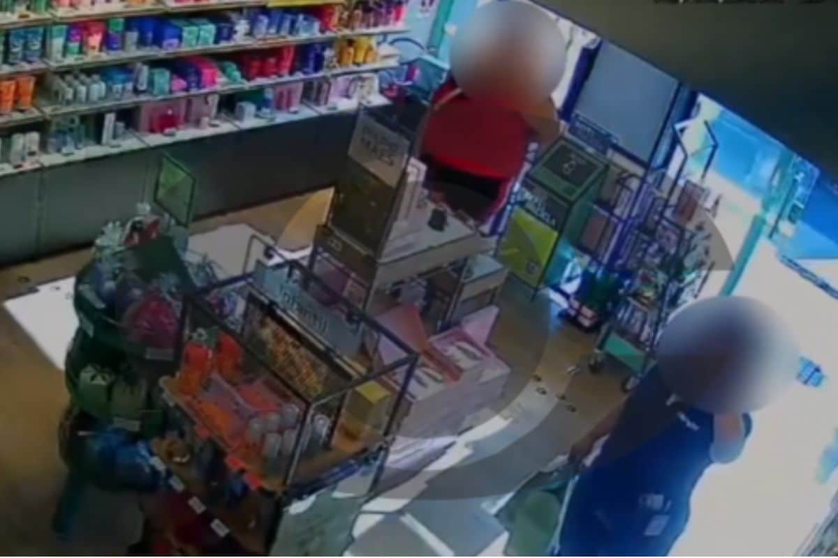 Mulher E Filmada Furtando Produtos Dentro De Loja Em Sao Roque