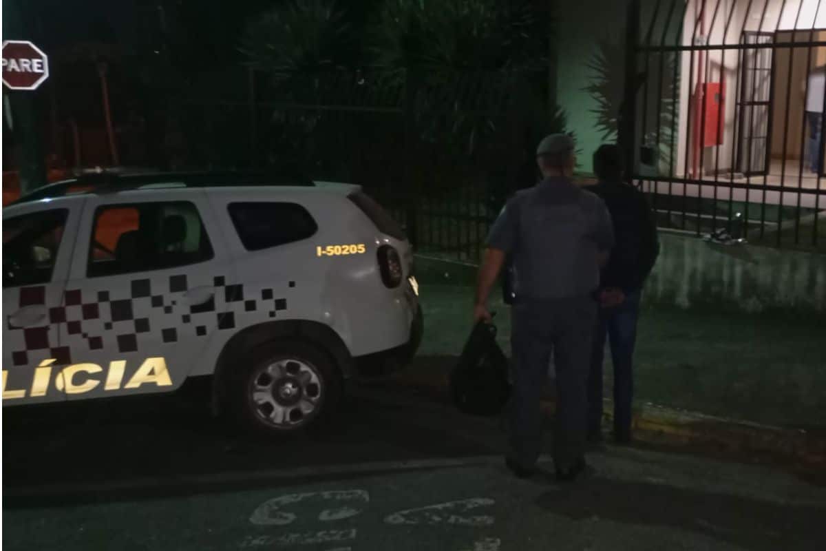 Policia Prende Traficante Miguel Vendendo Drogas Em Posto De Combustivel Em Mairinque