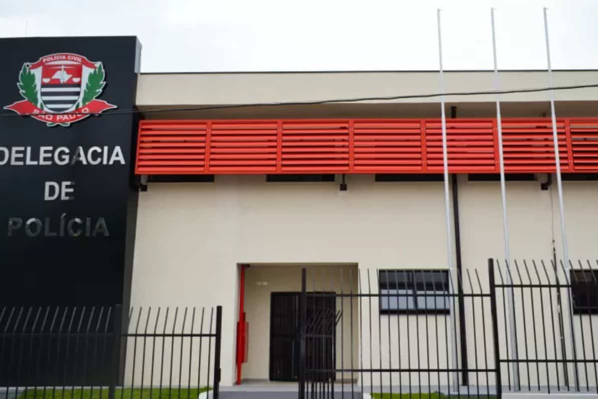 Trabalhador É Assaltado Por Dupla Armada Em Moto Em Ponto De Ônibus Mairinque