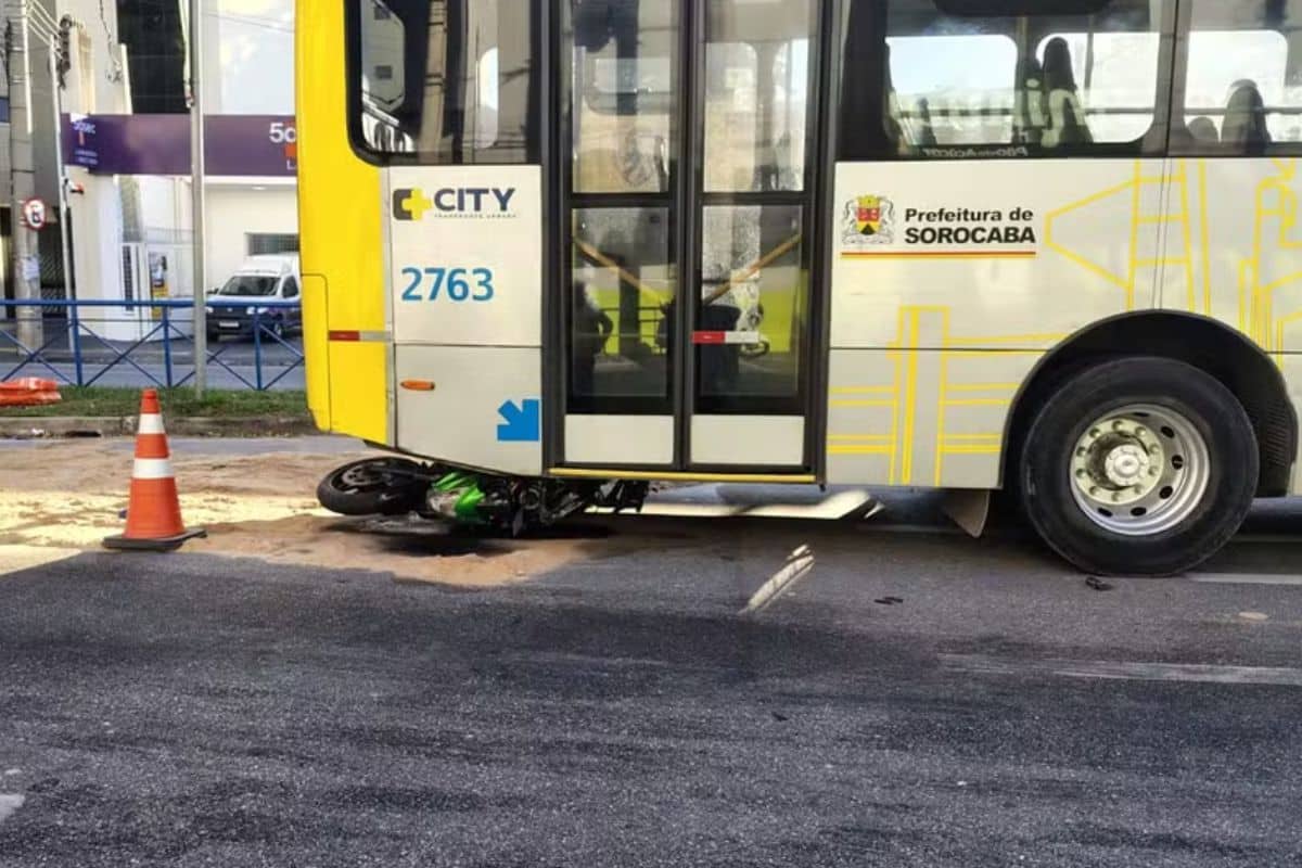 Jovem De 25 Anos Morre Em Acidente Entre Moto E Onibus Na Manha De Sexta Em Sorocaba