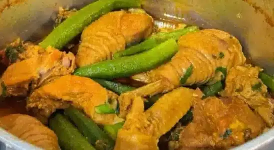 Galinha Caipira Com Quiabo