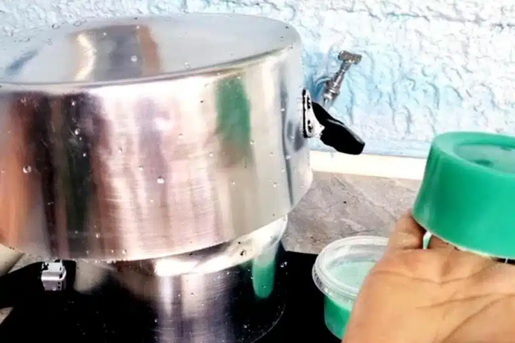 Pasta De Acucar Para Limpar Aluminio 2304