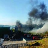 Cetesb Vai Verificar Impactos Ambientais Em Incendio Em Galpao De Pneus Em Mairinque