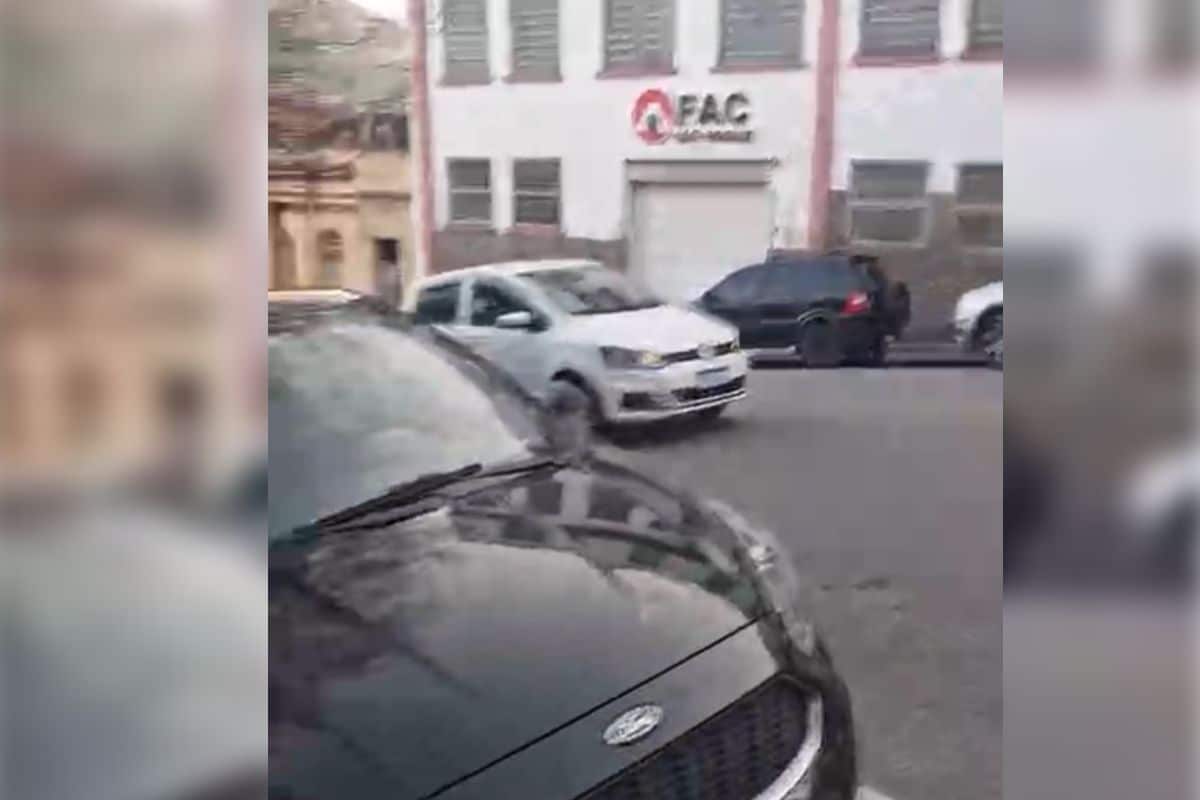 Criminosos Furtam Carro No Centro De Sao Roque E Devolvem 4 Horas Depois