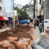 Obra No Calcadao De Sao Roque Deixa Lojas E Produtos Cheios De Po