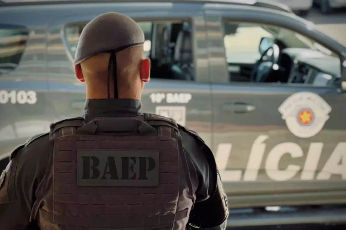 Policiais Do Baep Fazem Cerco Em Pontos De Trafico Em Mairinque