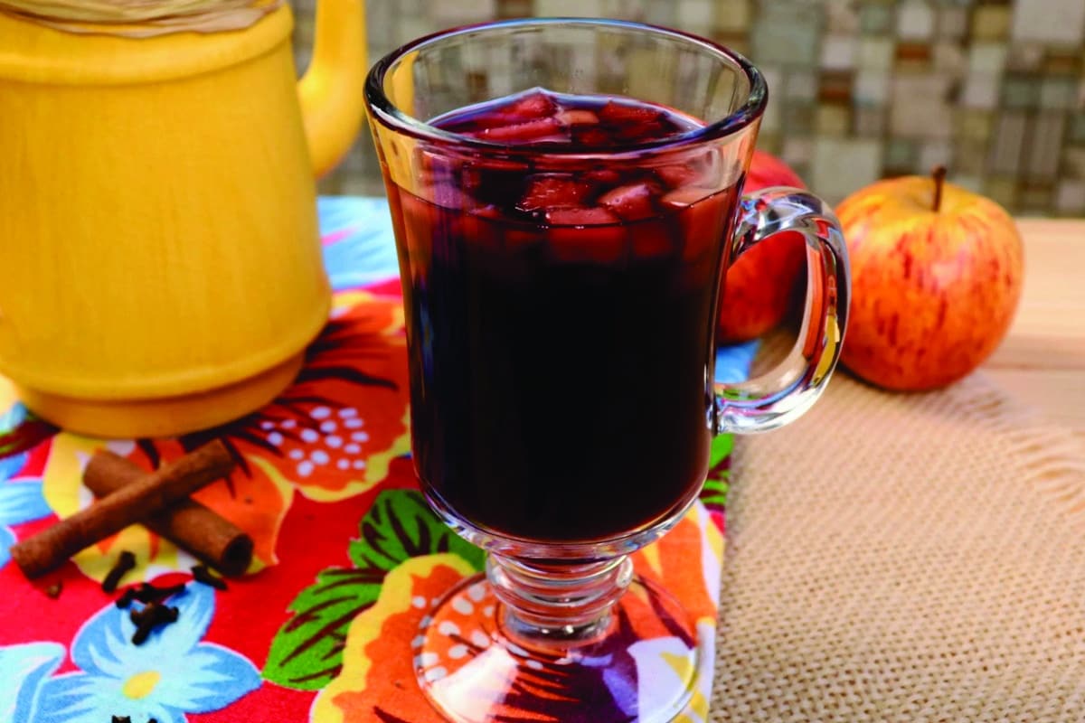 Todo Mes De Julho Eu Preparo Esse Vinho Quente Tradicional