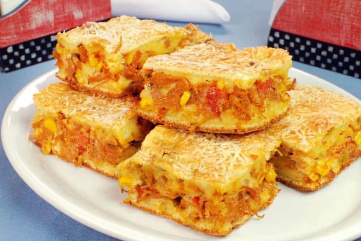 Torta Caipira De Milho Com Presunto E Queijo