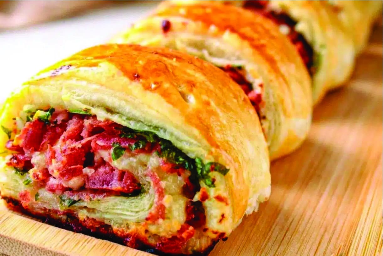 Salgado De Massa Folhada Crocante