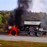 Caminhao Explode E Pega Fogo Na Castelo Branco Em Aracariguama