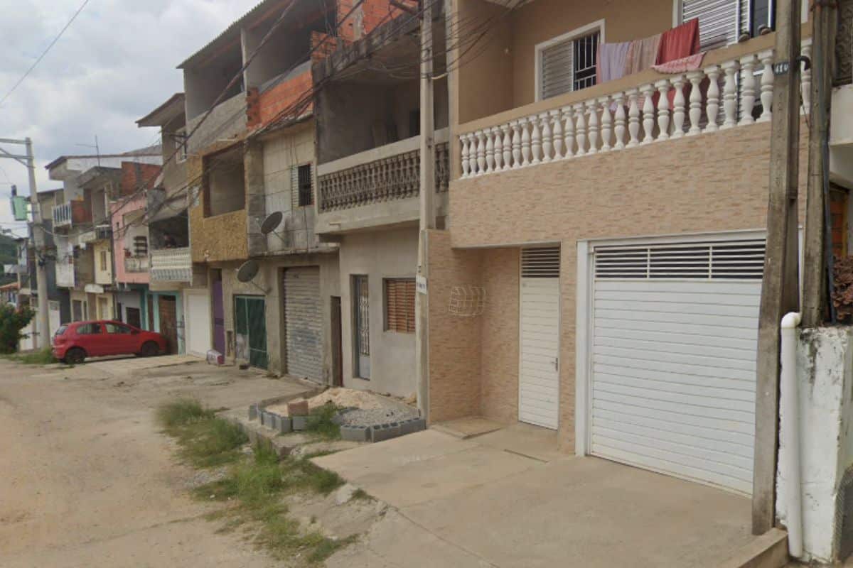 Homem Cai De Sacada De Casa Em Mairinque E Mobiliza Regaste