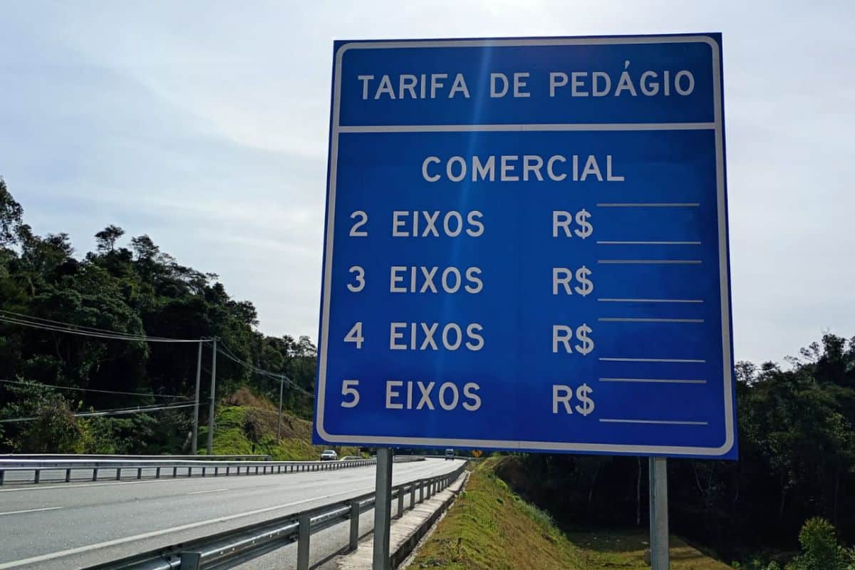 Placa Que Indica Valor De Pedágio Free Flow Deve Ser Colocada Na Raposo Tavares Em São Roque
