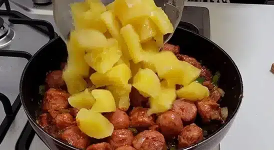 Mandioca Atolada Com Linguica