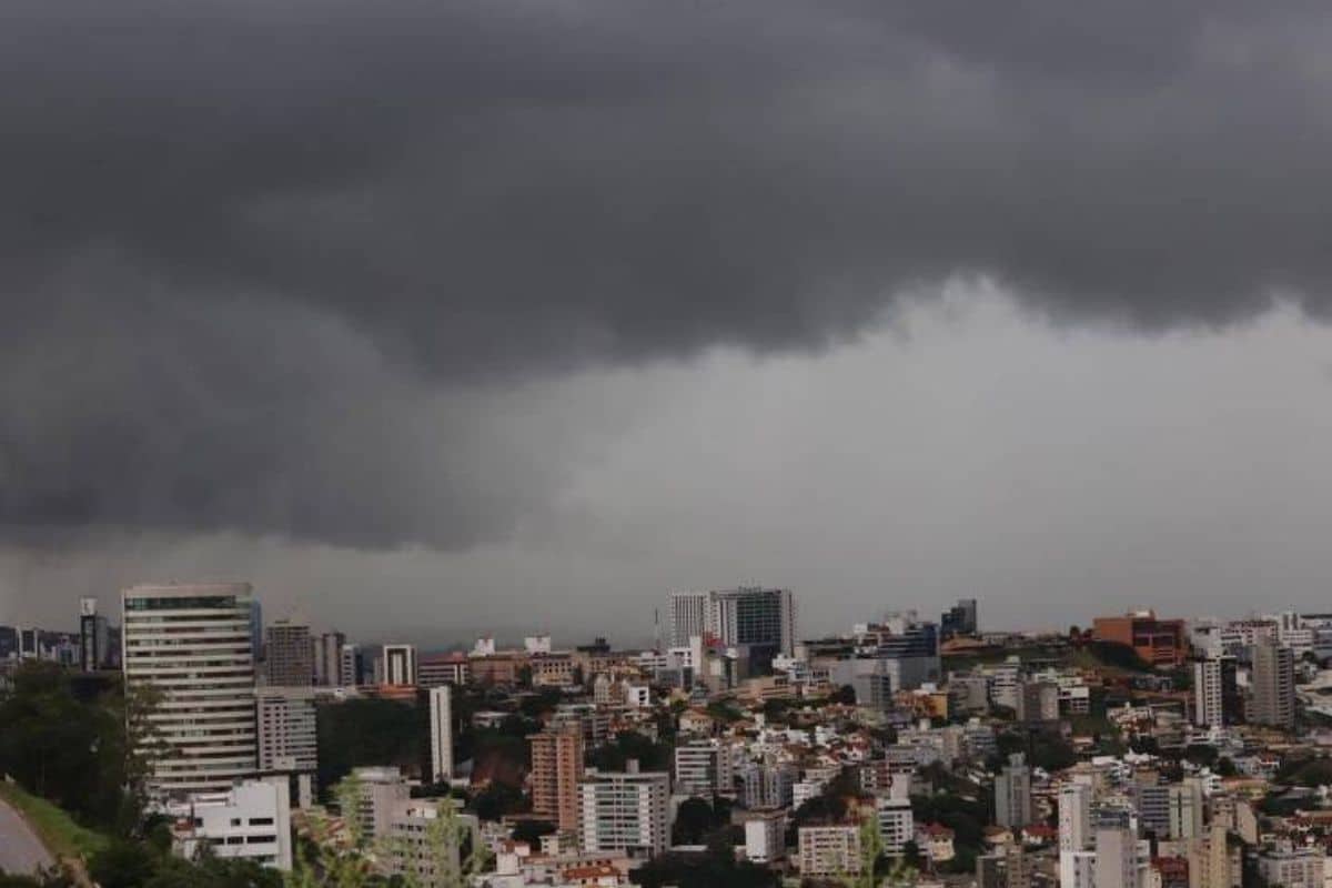 Frente Fria Causa Chuva E Reduz A Temperatura Em Diversas Cidades Do Interior De Sp