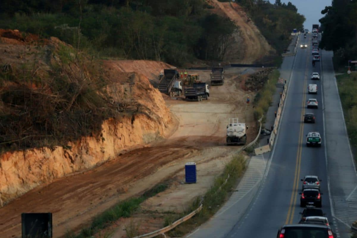 Jovem Motociclista Morre Em Acidente Grave Na Rodovia Lívio Tagliassachi, Em São Roque
